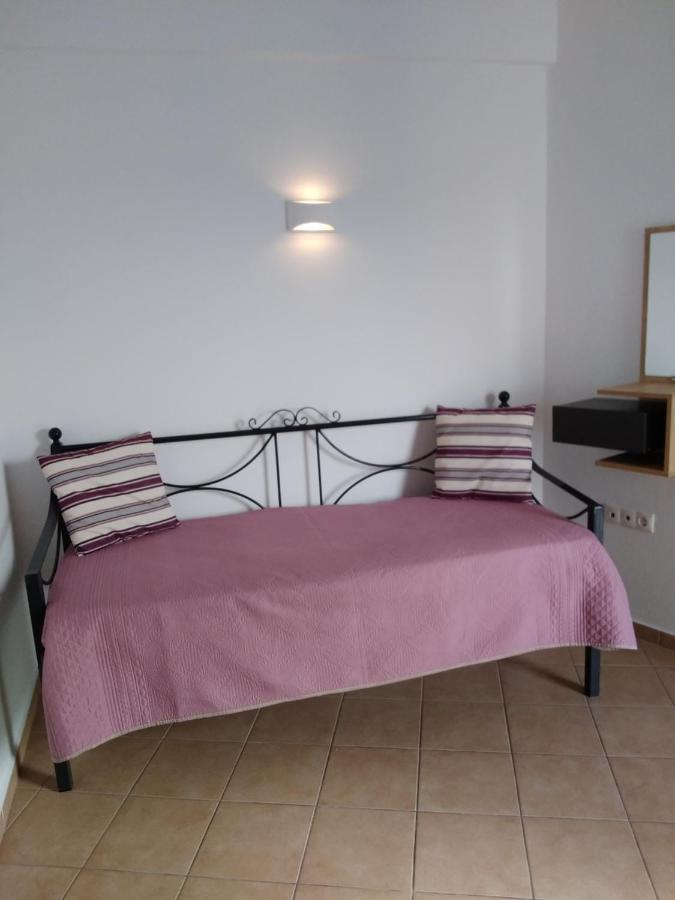 Celeste Apartments Ornos  Bagian luar foto