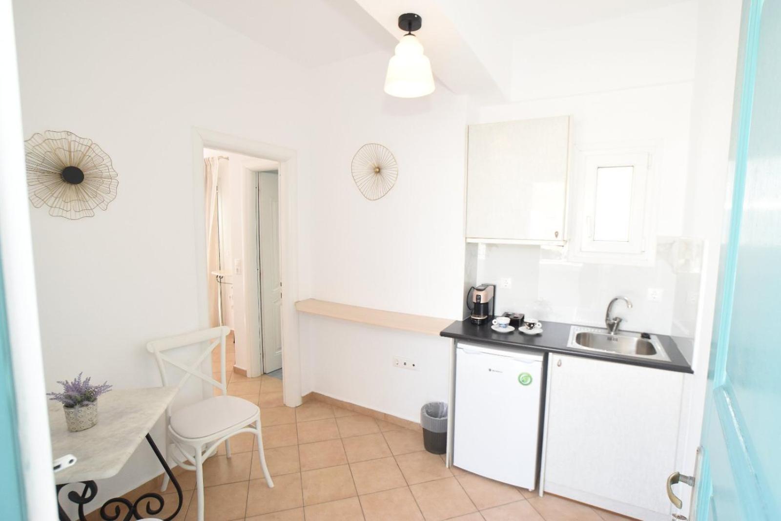 Celeste Apartments Ornos  Bagian luar foto