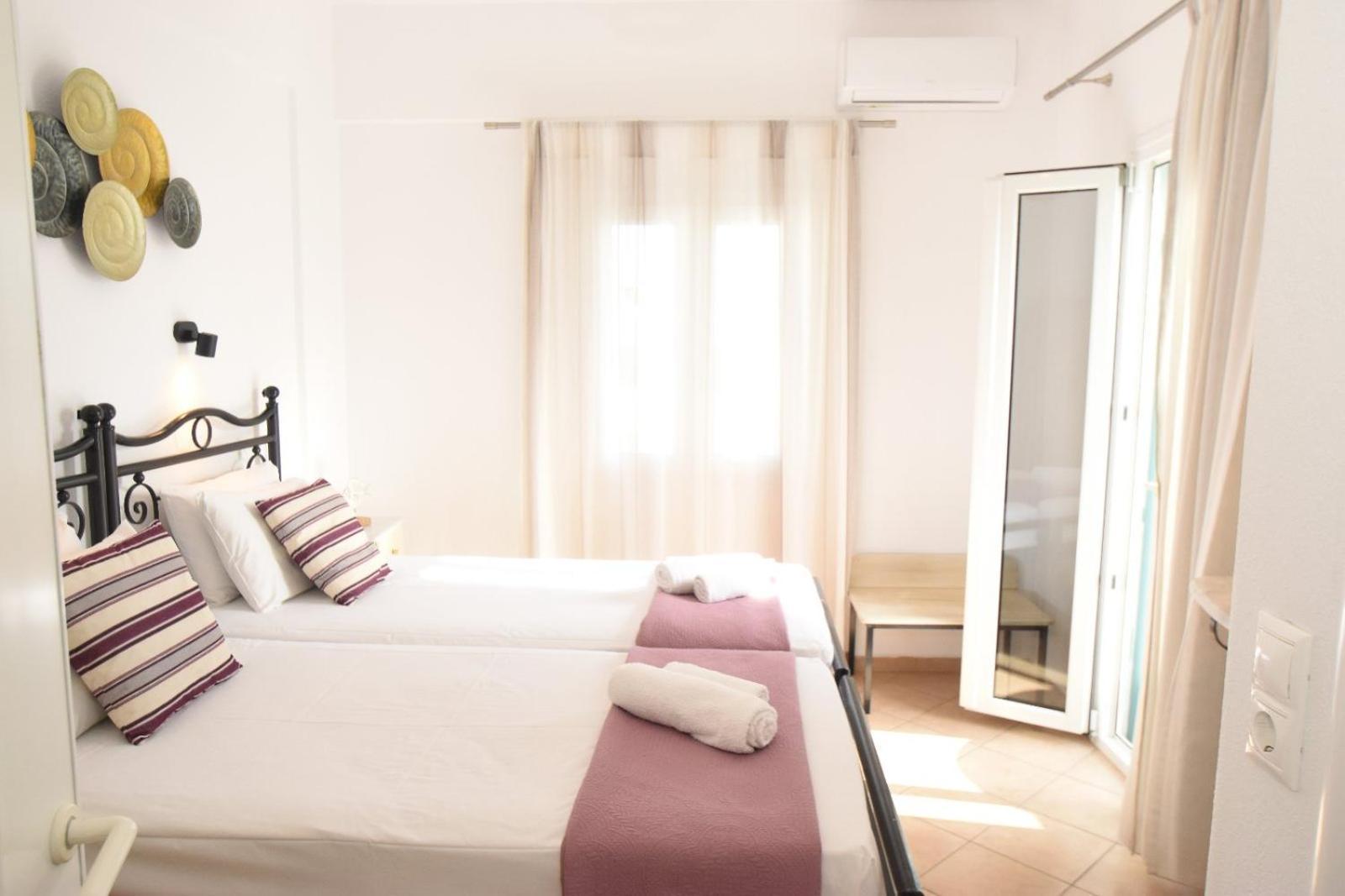 Celeste Apartments Ornos  Bagian luar foto