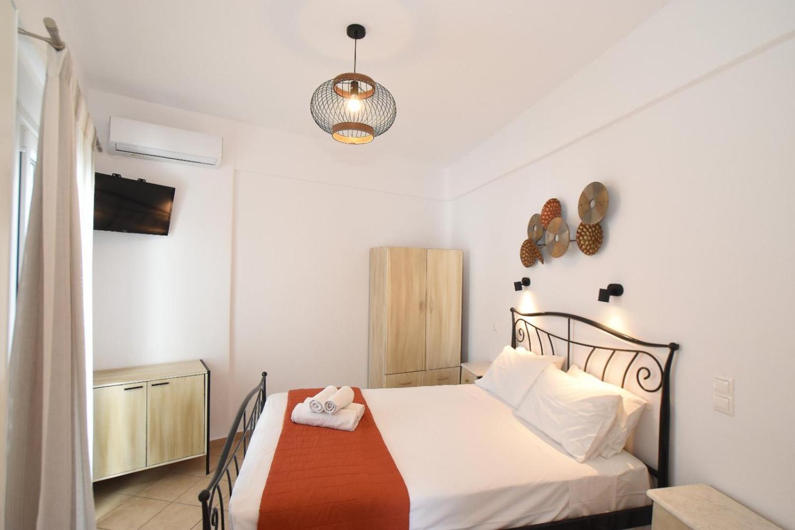 Celeste Apartments Ornos  Ruang foto