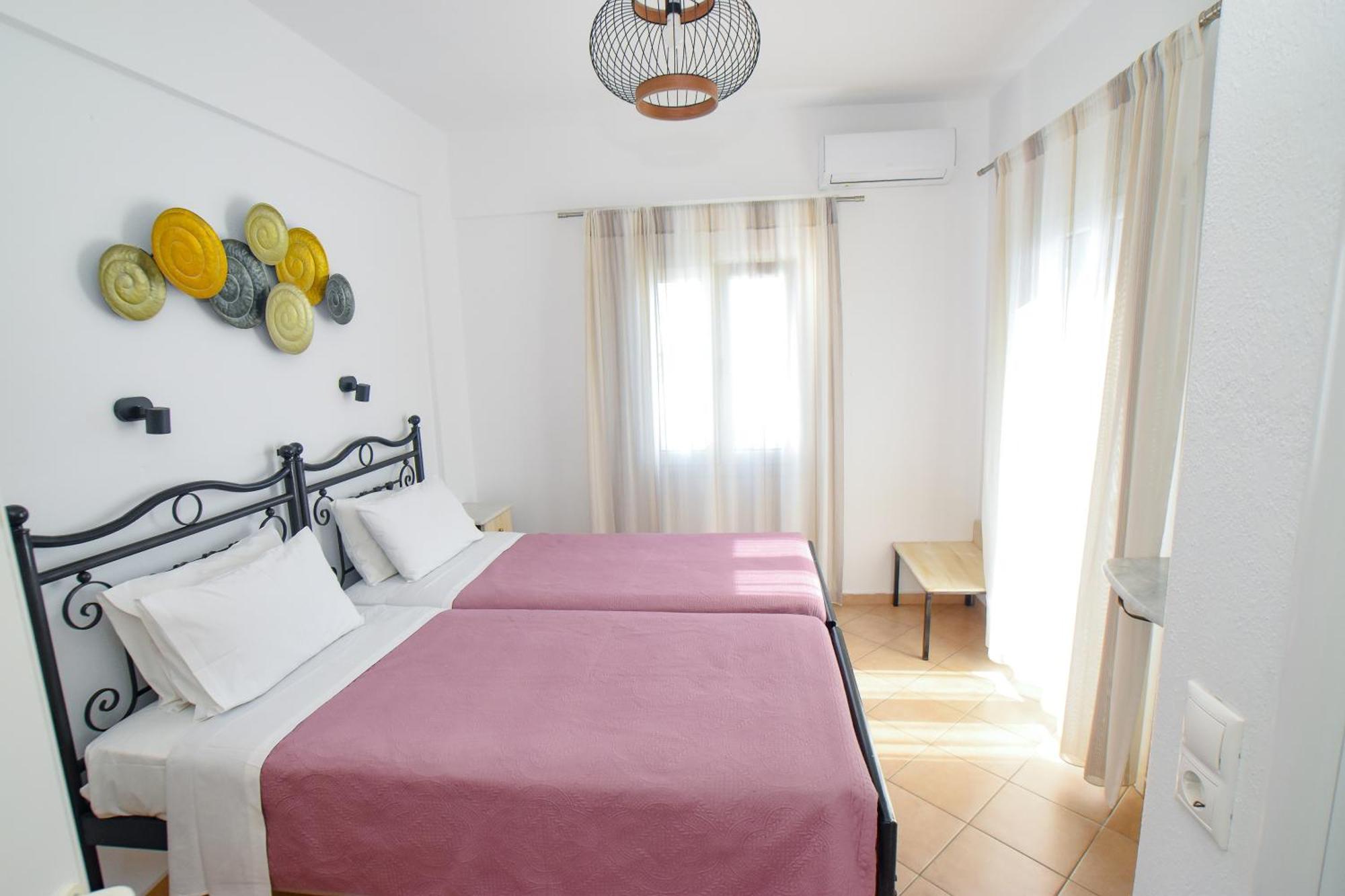 Celeste Apartments Ornos  Bagian luar foto