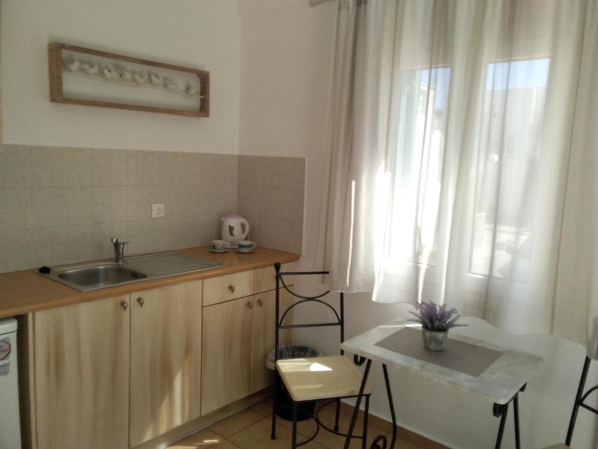 Celeste Apartments Ornos  Bagian luar foto